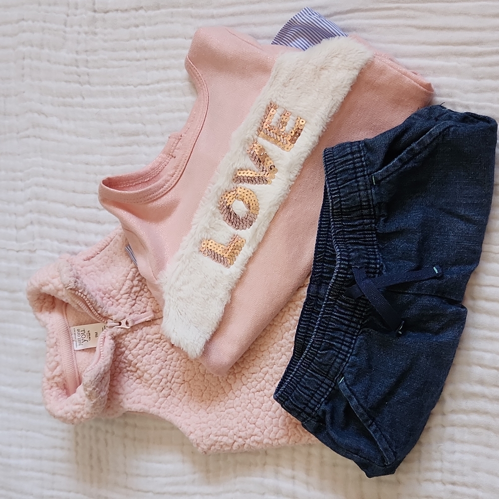 Pink winter vest, sz 9m
